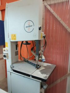 Brukt MEBER båndsag modell SR600